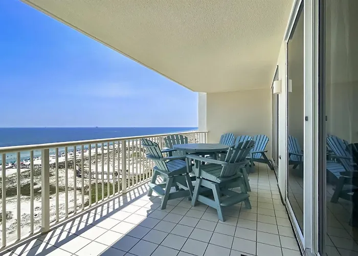 Apartment Bristol 1107-beachfront Updated On-site Restaurants Sleeps 9 *
