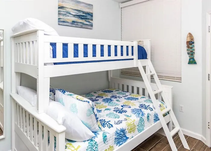 Apartment Bristol 1107-beachfront Updated On-site Restaurants Sleeps 9 Gulf Shores