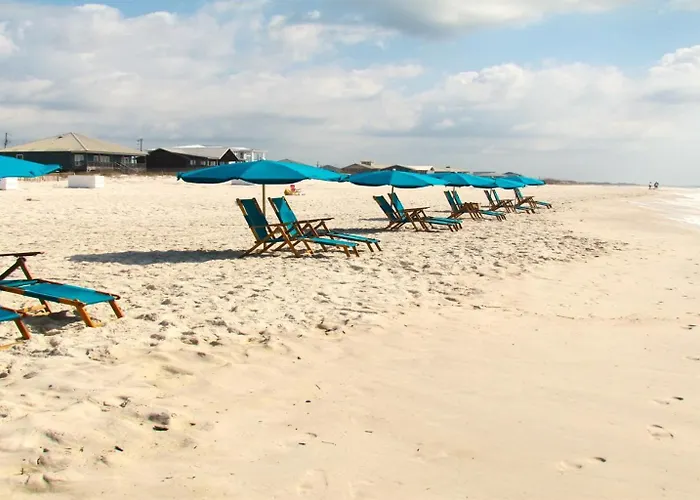 Bristol 1107-beachfront Updated On-site Restaurants Sleeps 9 Apartment